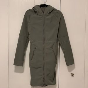 Aritzia Community Apex Jacket